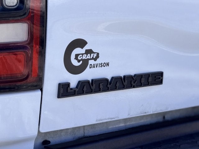 2022 RAM 3500 Laramie Crew Cab 4x4 8' Box