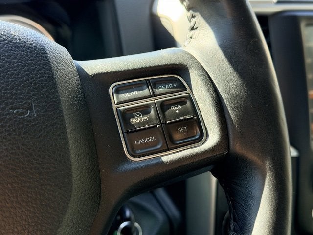 2017 RAM 1500 Big Horn Crew Cab 4x4 5'7" Box