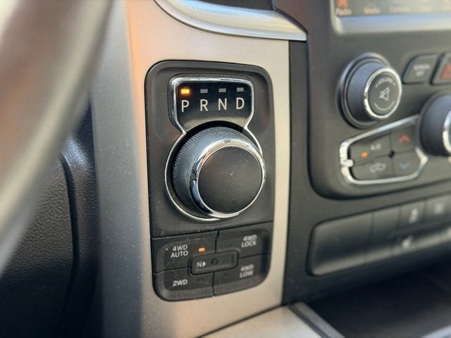 2017 RAM 1500 Big Horn Crew Cab 4x4 5'7" Box