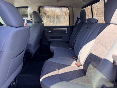 2017 RAM 1500 Big Horn Crew Cab 4x4 5'7" Box