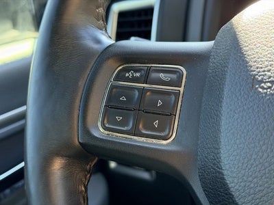 2017 RAM 1500 Big Horn Crew Cab 4x4 5'7" Box