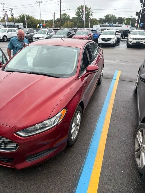 2013 Ford Fusion SE