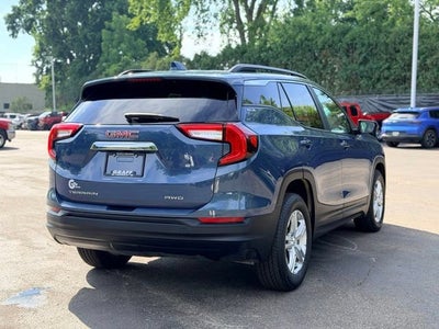 2024 GMC Terrain SLE