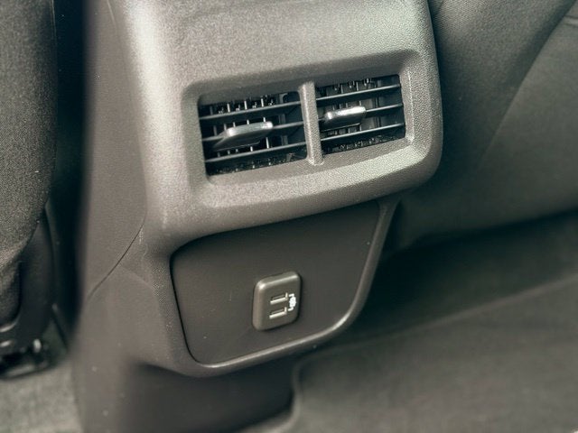 2024 Chevrolet Equinox LT - Photo 24