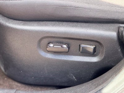 2011 Chevrolet HHR LT w/1LT