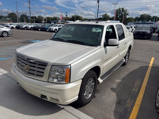 2003 Cadillac Escalade EXT Standard