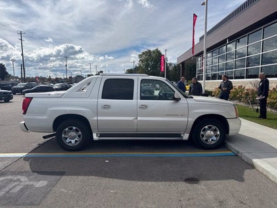 2003 Cadillac Escalade EXT Standard