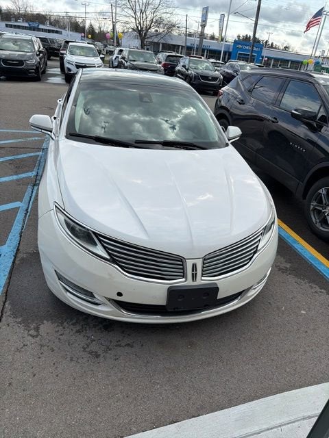2014 Lincoln MKZ BASE