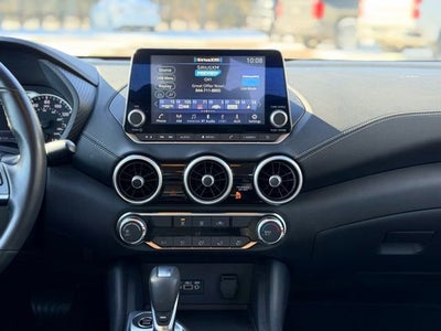 2022 Nissan Sentra SV Xtronic CVT