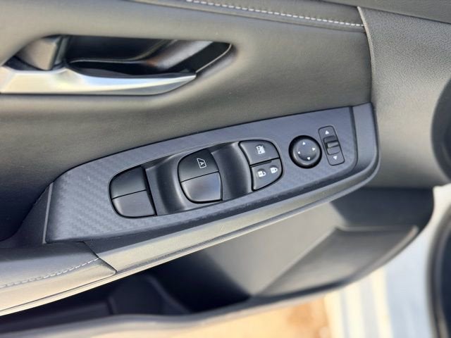 2023 Nissan Sentra SV Xtronic CVT