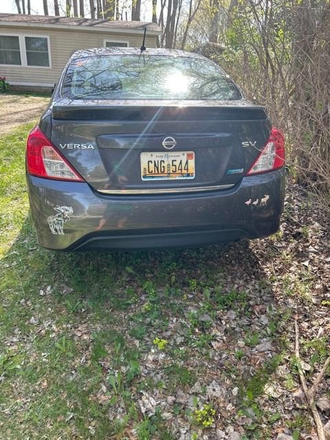 2015 Nissan Versa SV