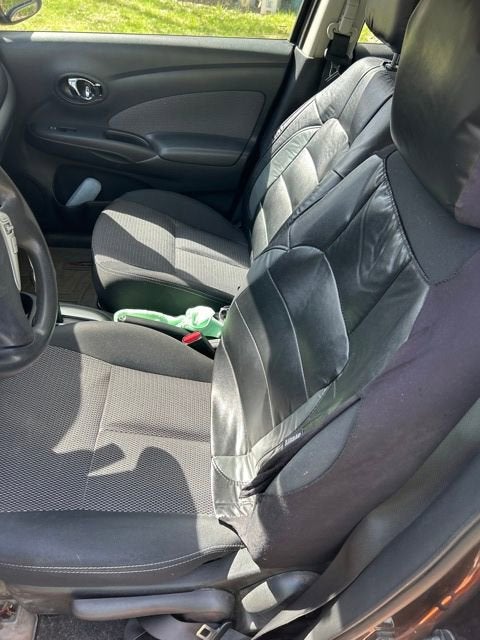 2015 Nissan Versa SV