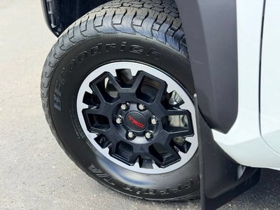 2025 Toyota Tacoma 4WD SR