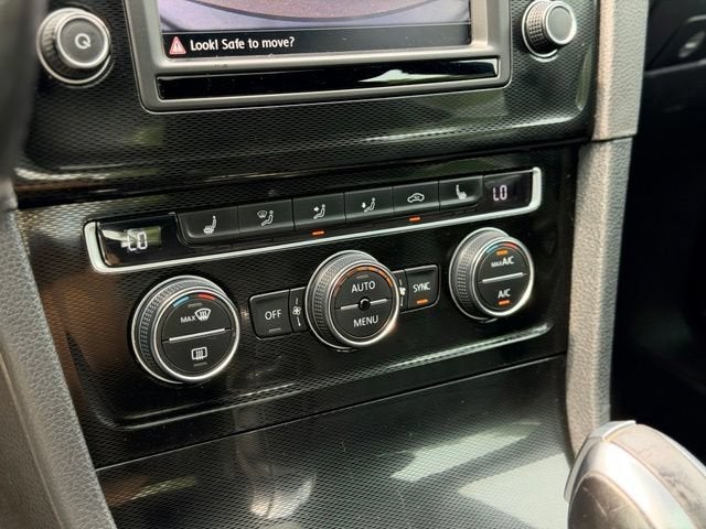 2016 Volkswagen Golf GTI Autobahn w/Performance Package 4-Door