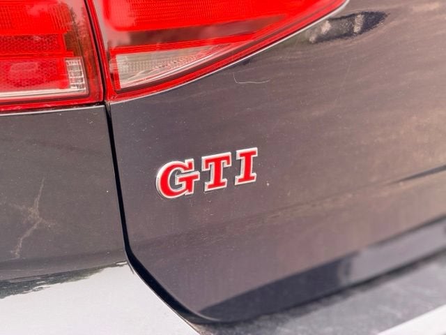 2016 Volkswagen Golf GTI Autobahn w/Performance Package 4-Door