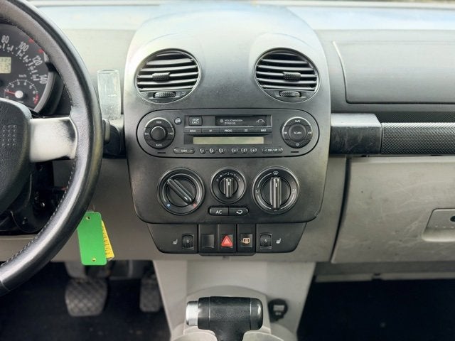 2001 Volkswagen New Beetle GLS