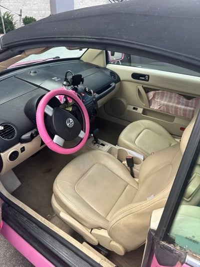 2008 Volkswagen New Beetle SE