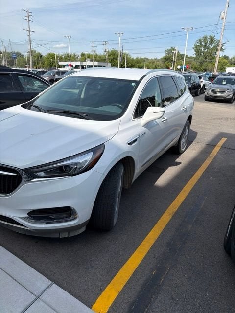 2021 Buick Enclave Essence