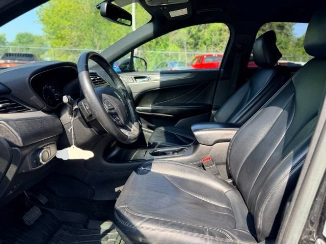 2016 Lincoln MKC Premier