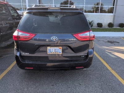 2018 Toyota Sienna LE 8 Passenger