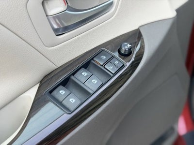 2015 Toyota Sienna XLE 8 Passenger