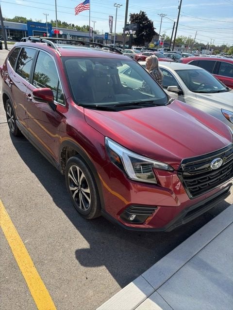 2024 Subaru Forester Limited's photo