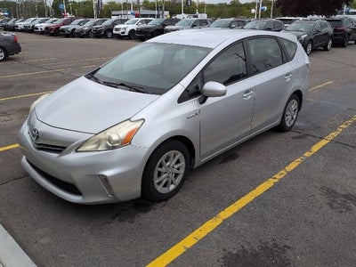 2013 Toyota Prius v Two