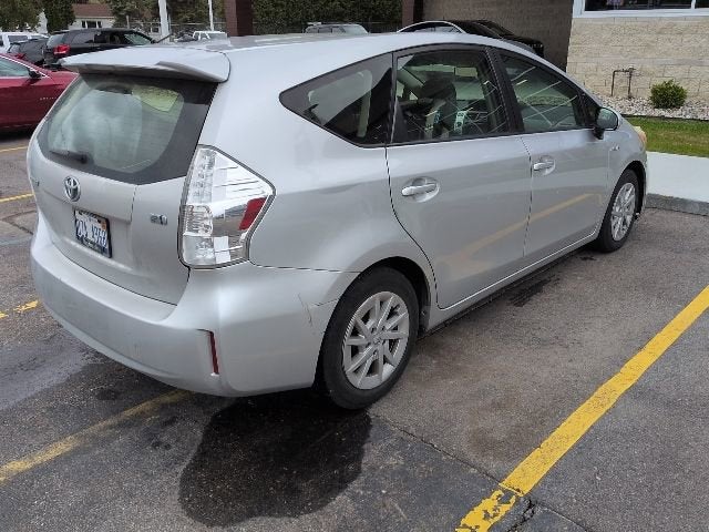 2013 Toyota Prius v Two