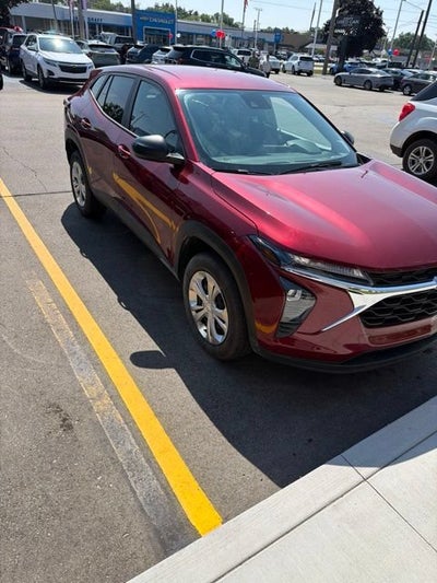 2025 Chevrolet Trax LS