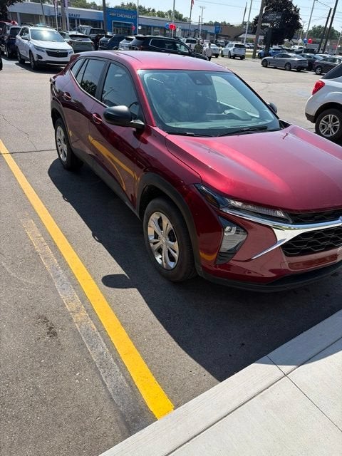 2025 Chevrolet Trax LS