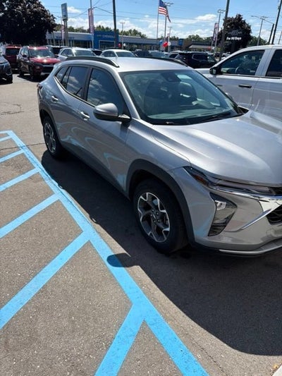2024 Chevrolet Trax LT