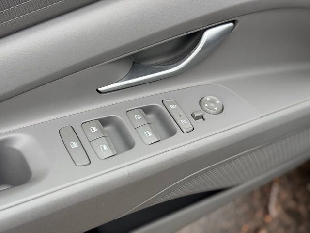 2022 Hyundai Elantra Hybrid Blue