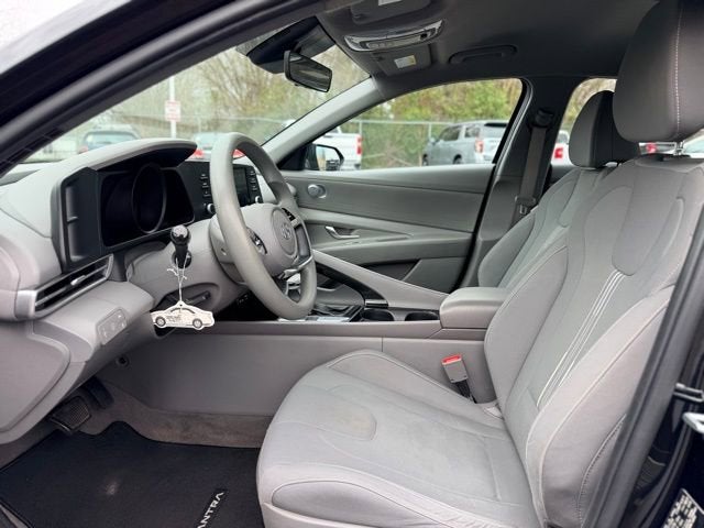 2022 Hyundai Elantra Hybrid Blue